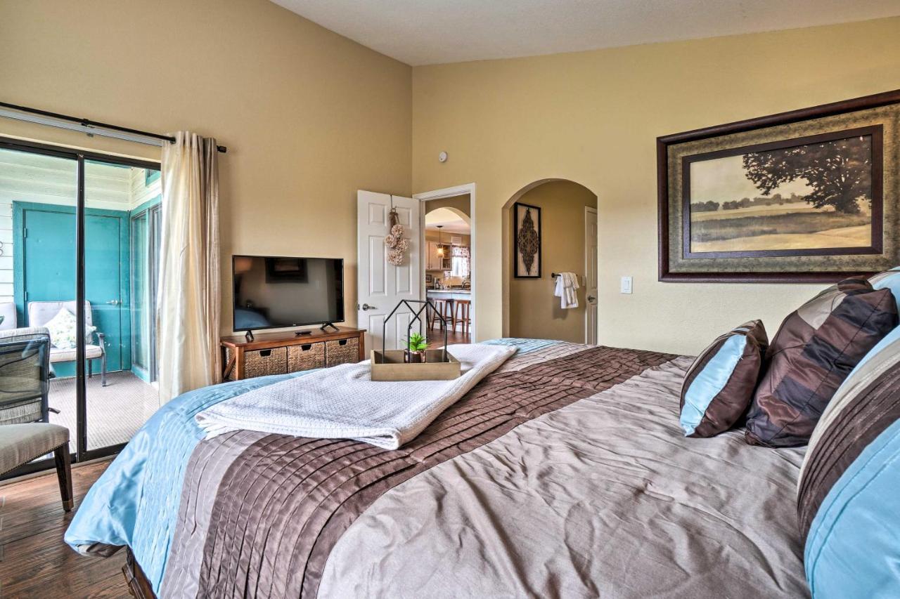 On Thousand Hills Golf Course! Apartment Branson