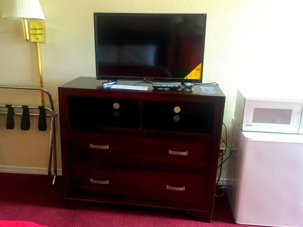 Motel Peach Tree 2*