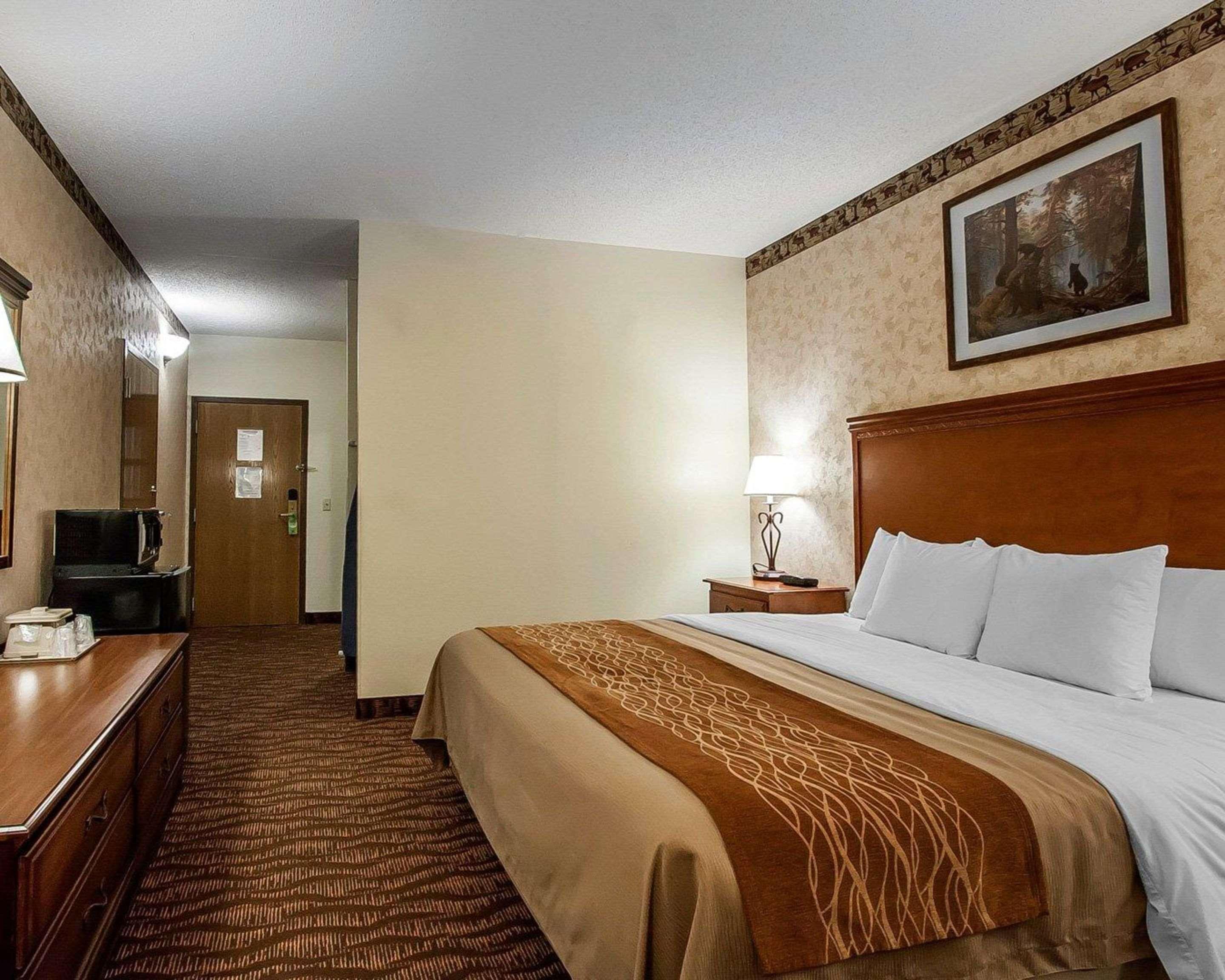 Comfort & Meadows Hotel Branson