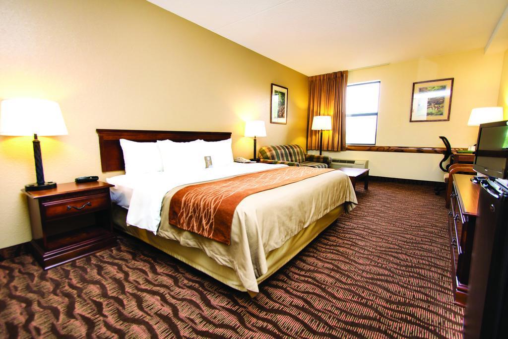 Comfort & Meadows Hotel 3*
