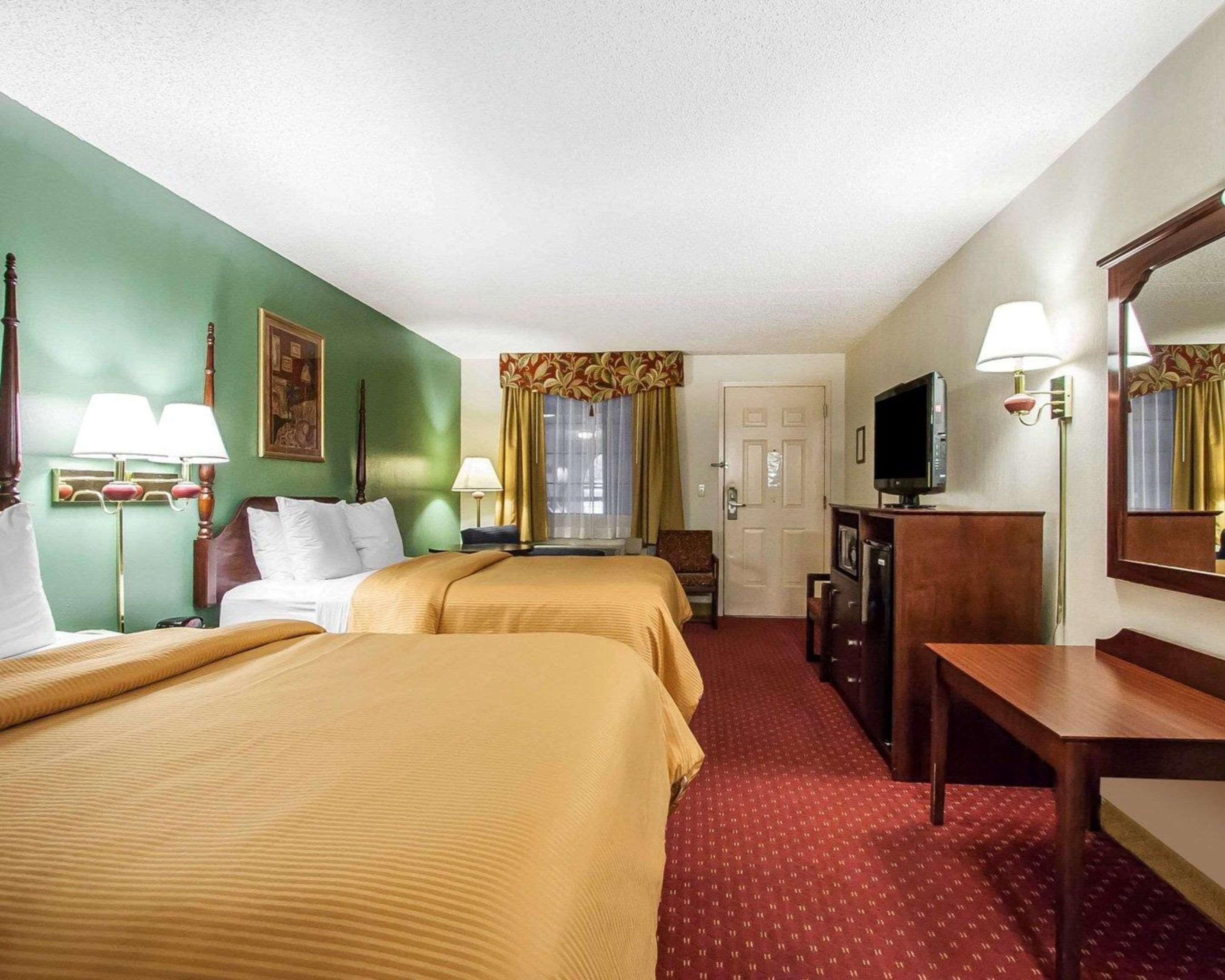 Clarion 3* Branson