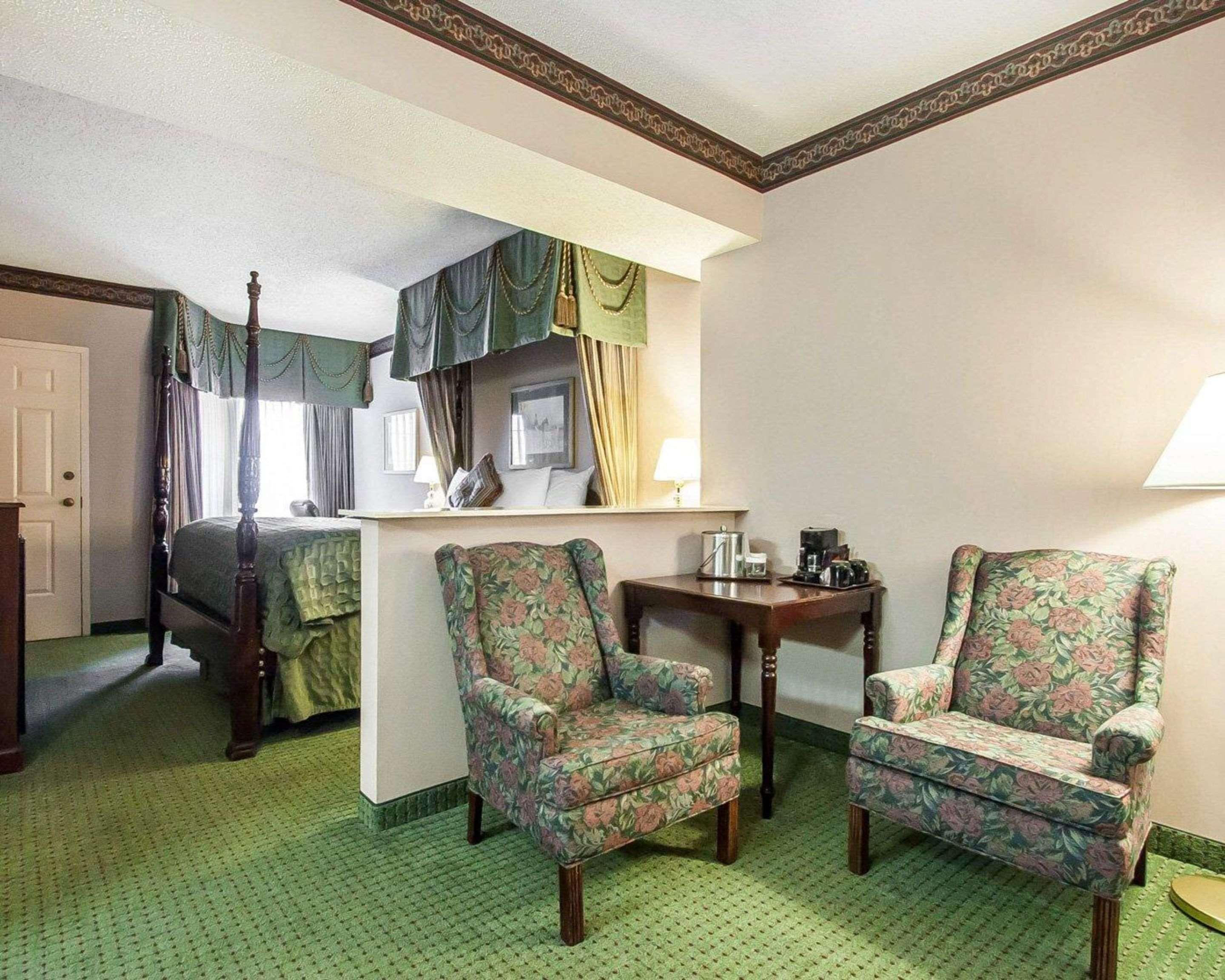 Clarion Branson