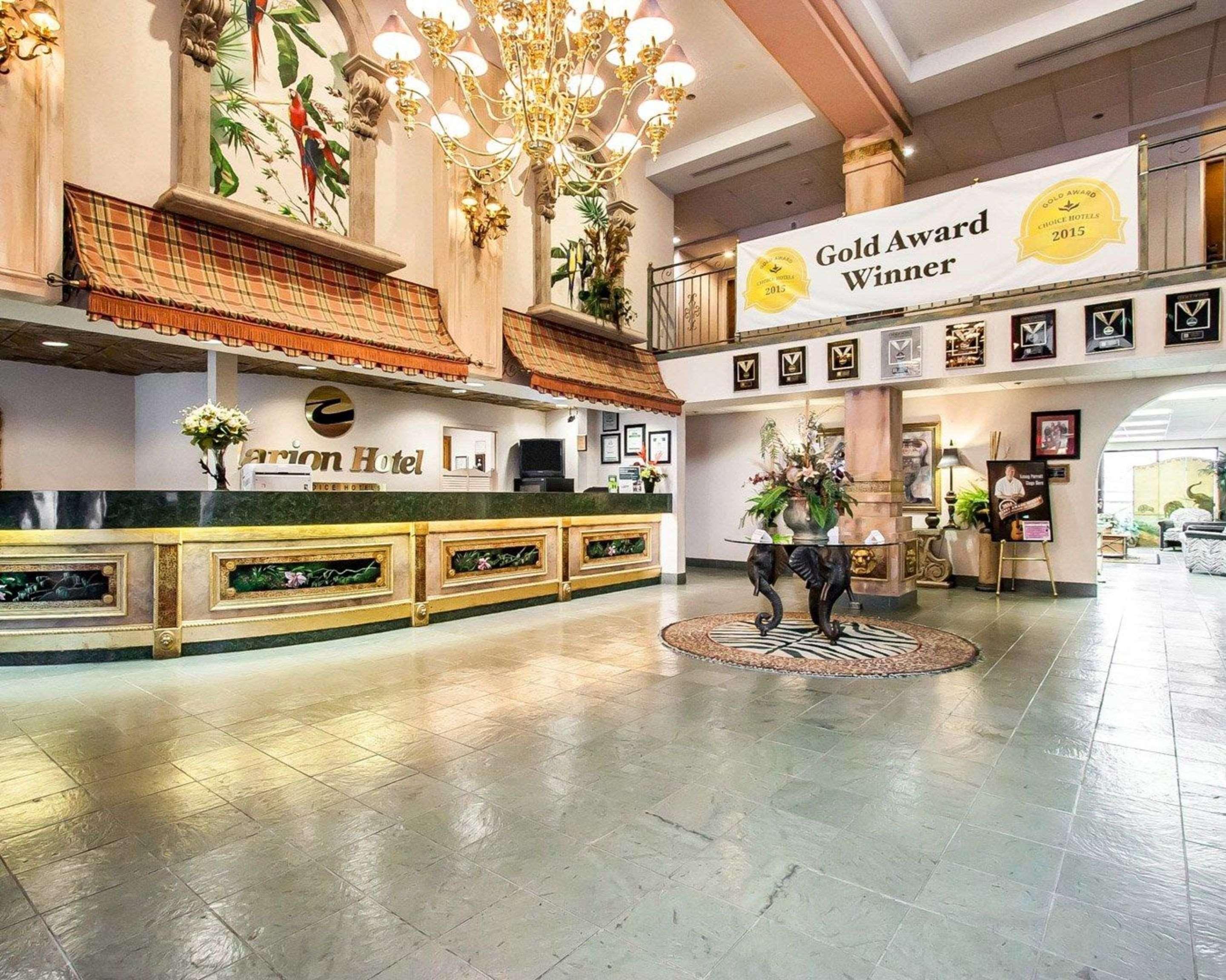 Hotel Clarion