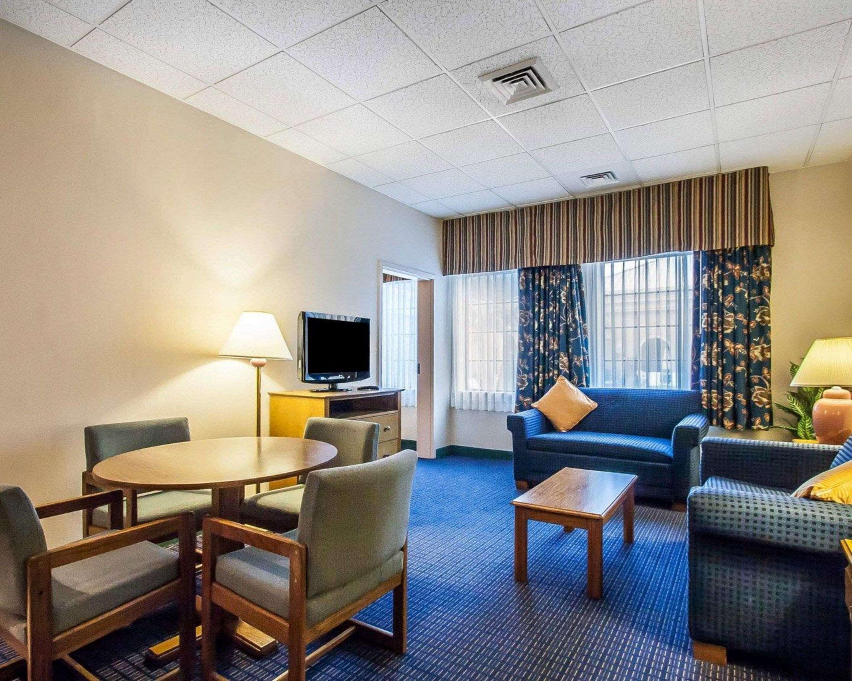 Clarion Hotel 3*