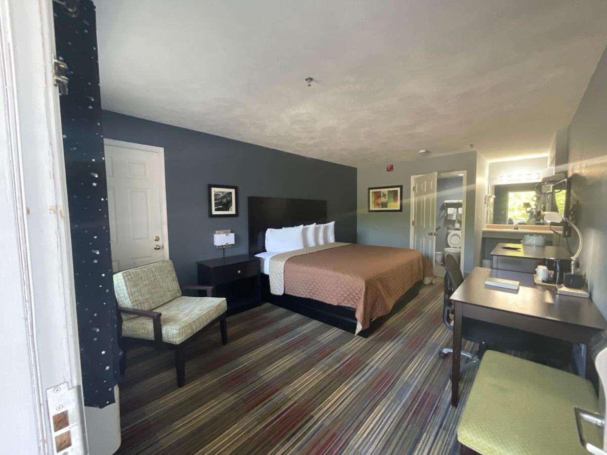 Sunset Hotel 4*