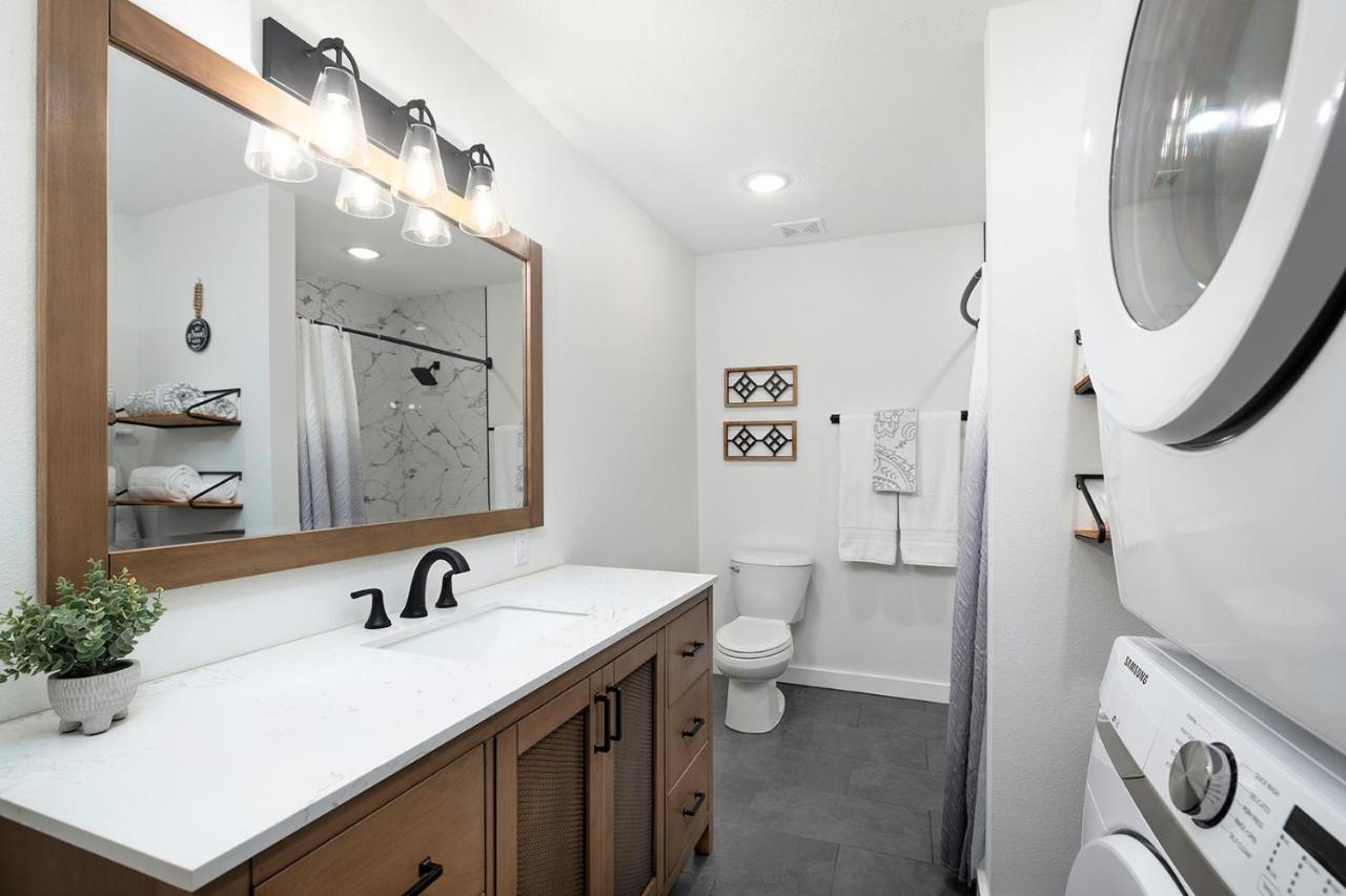 The Lofts On Indian Point - Near Silver Dollar Apartment *