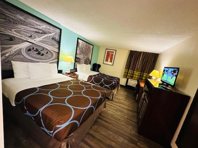 Super 8 By Wyndham By Andy Williams Theatre Hotel Branson