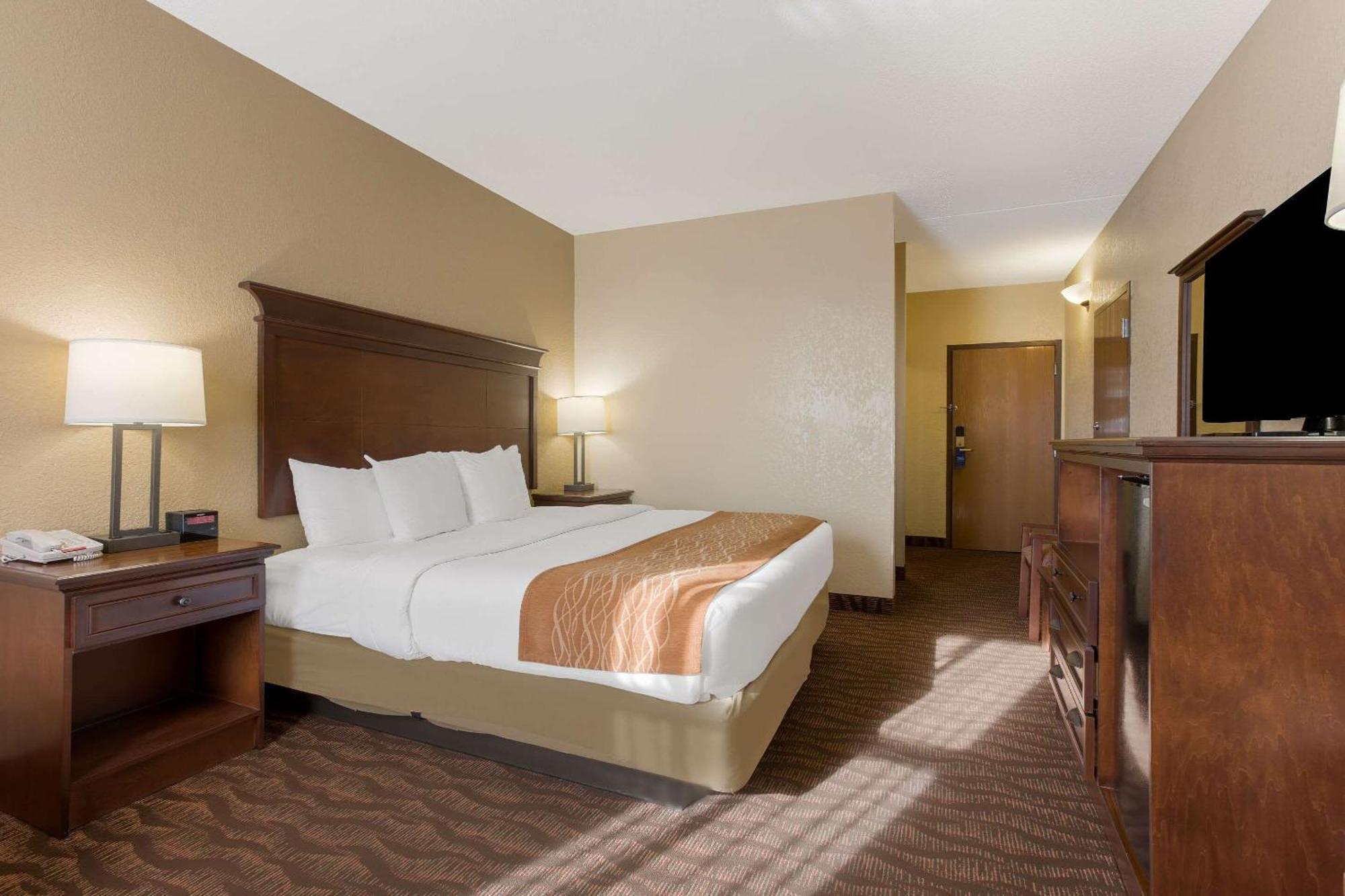 Comfort & Meadows Hotel Branson