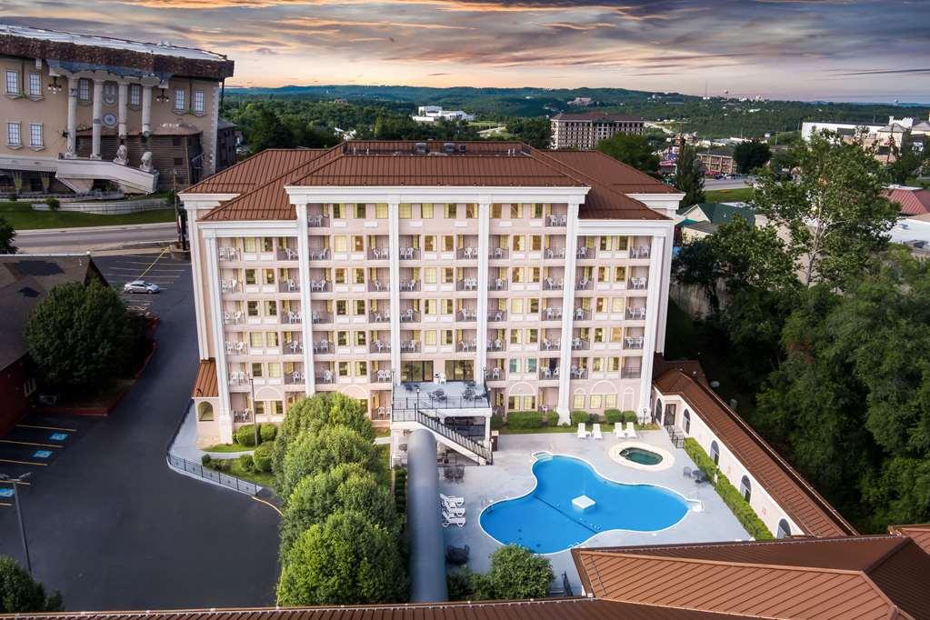 Clarion Hotel