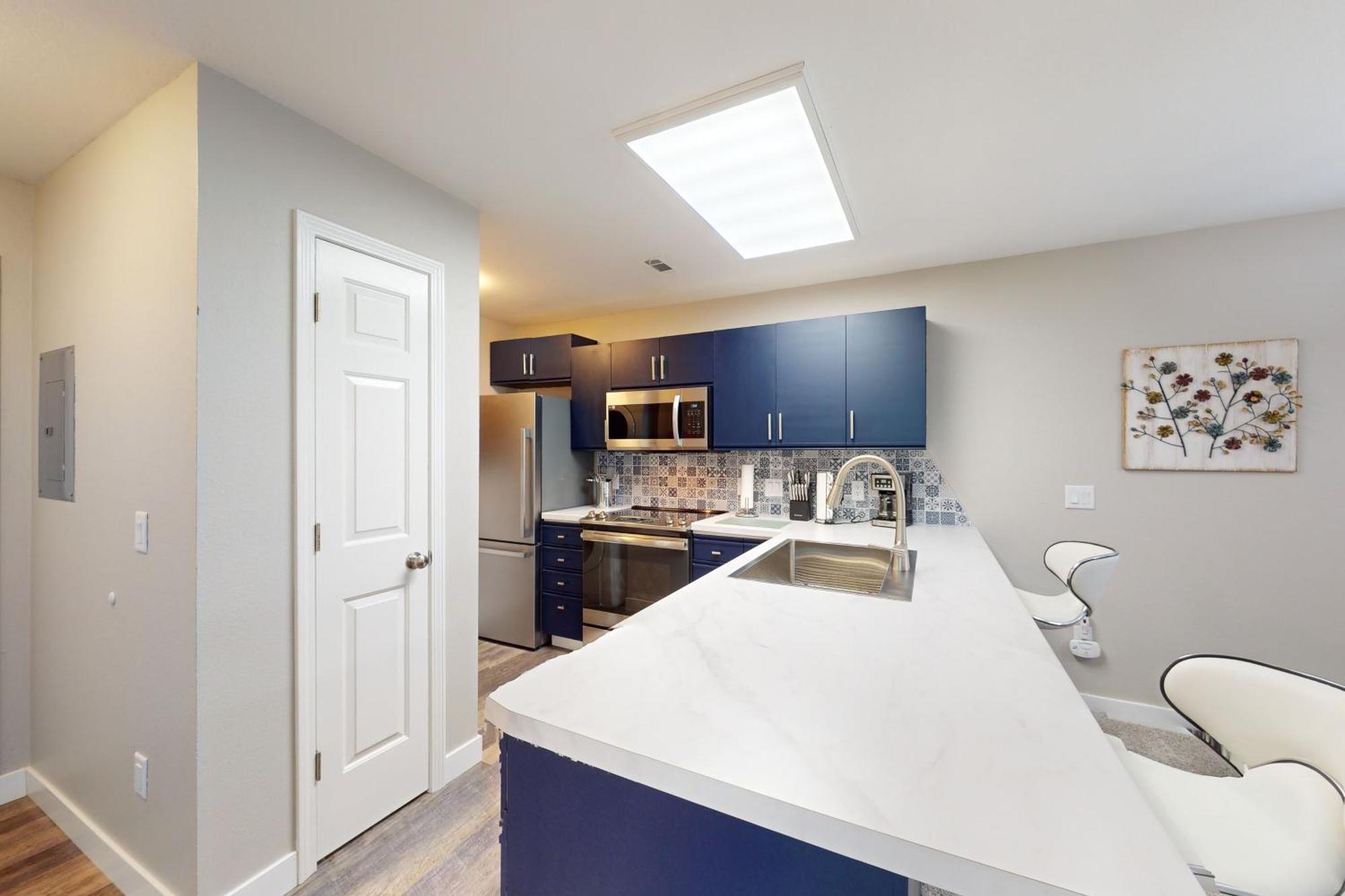 Embark To The Ozarks Apartment *