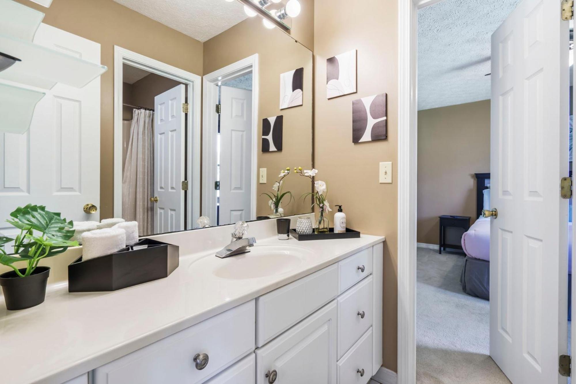 Bee Creek Poolside Holiday home Branson
