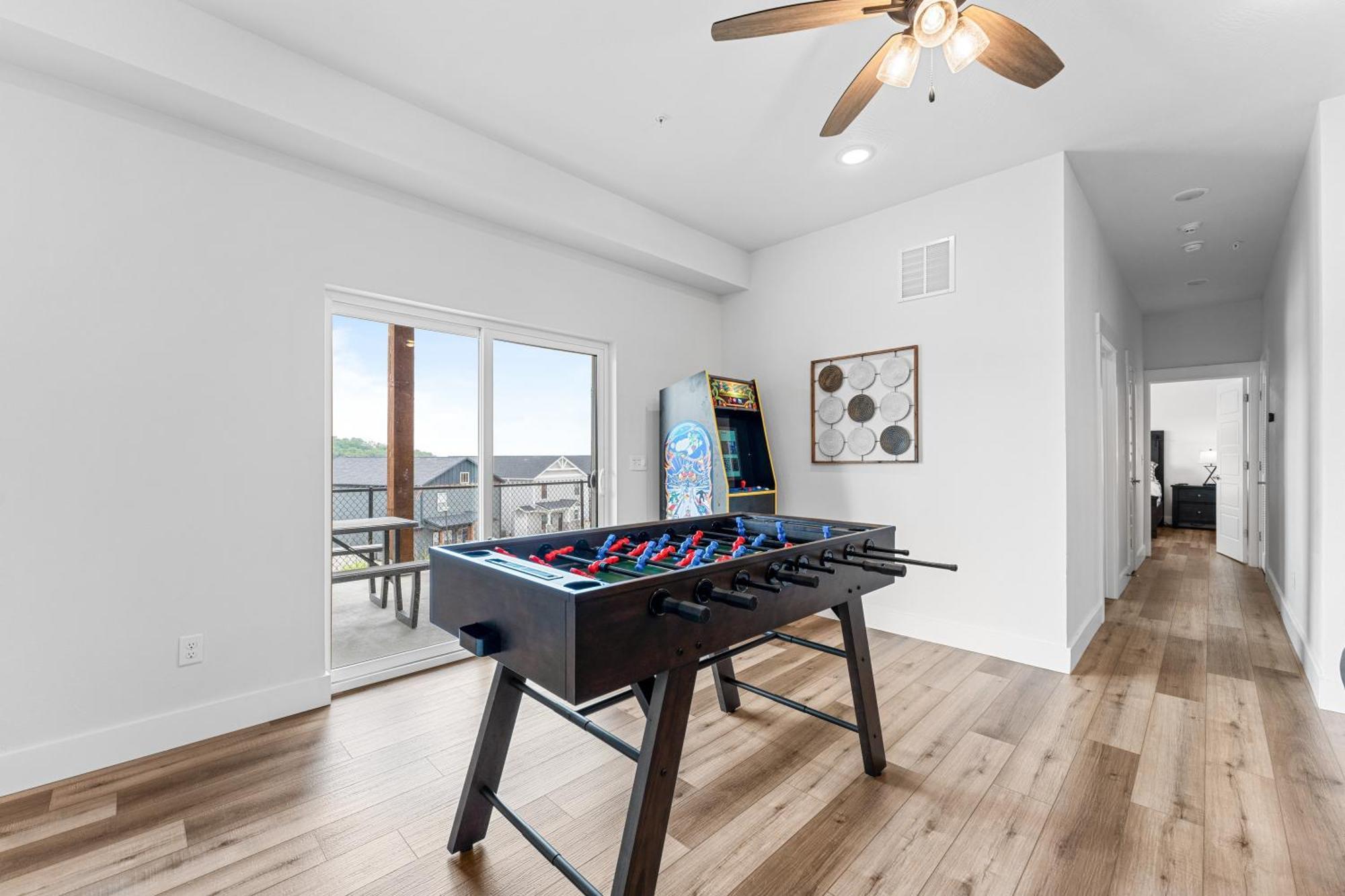 Cm132-6 -summer Breeze- Sleeps 17 Branson