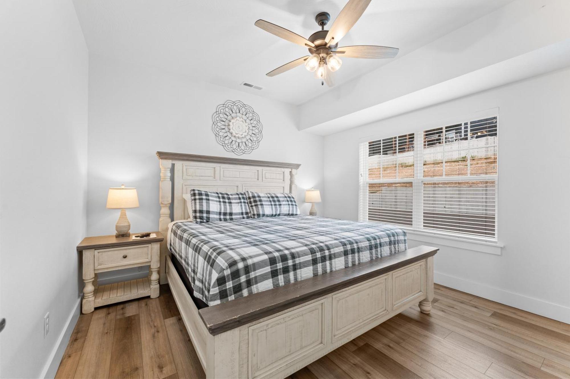 Cm132-6 -summer Breeze- Sleeps 17 * Branson