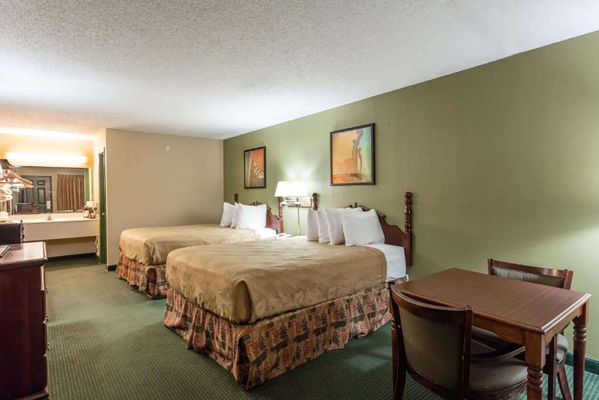 Angel Near Imax, A Travelodge By Wyndham Hotel 3*