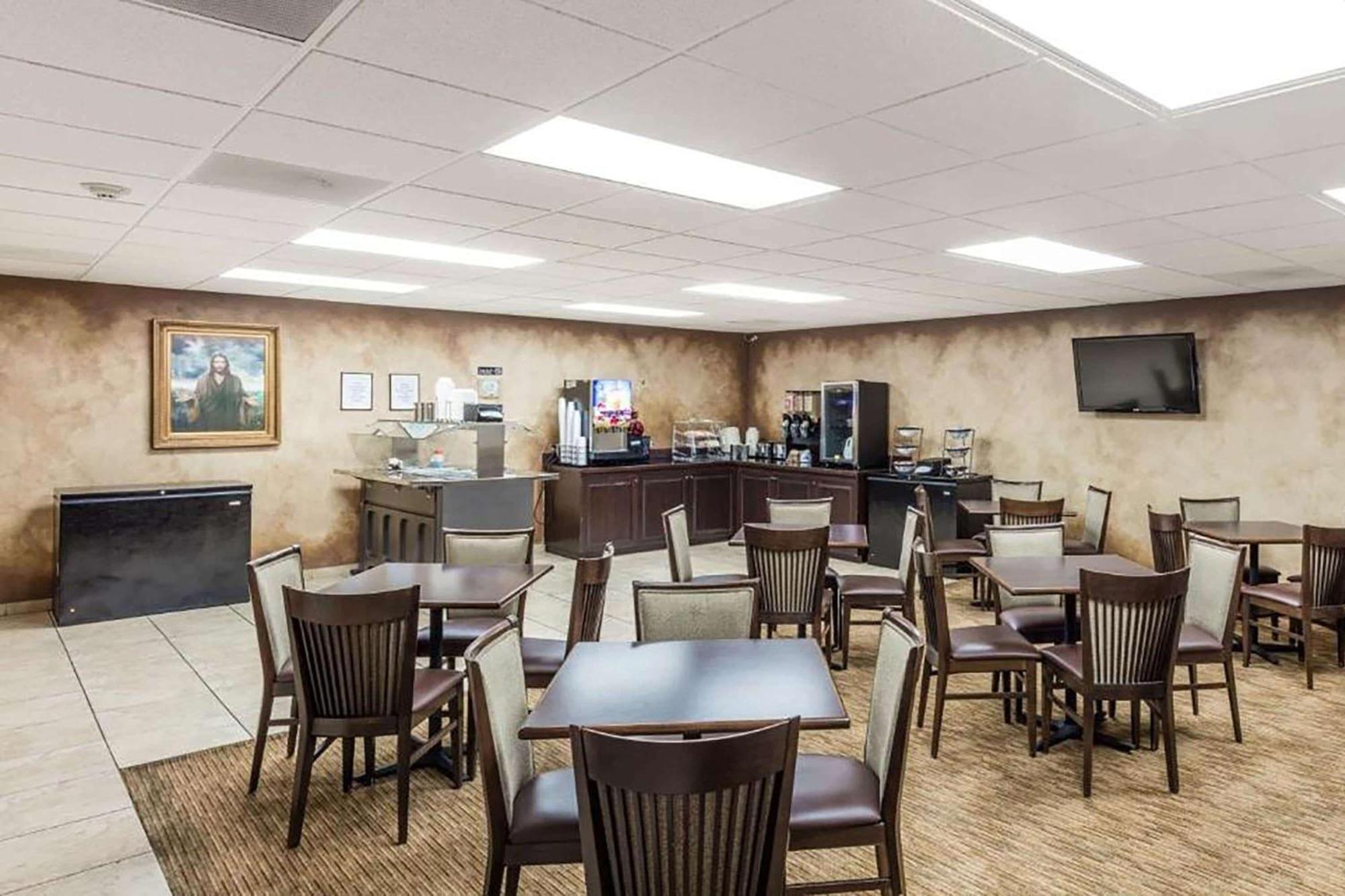 Hotel Angel Near Imax, A Travelodge By Wyndham Branson