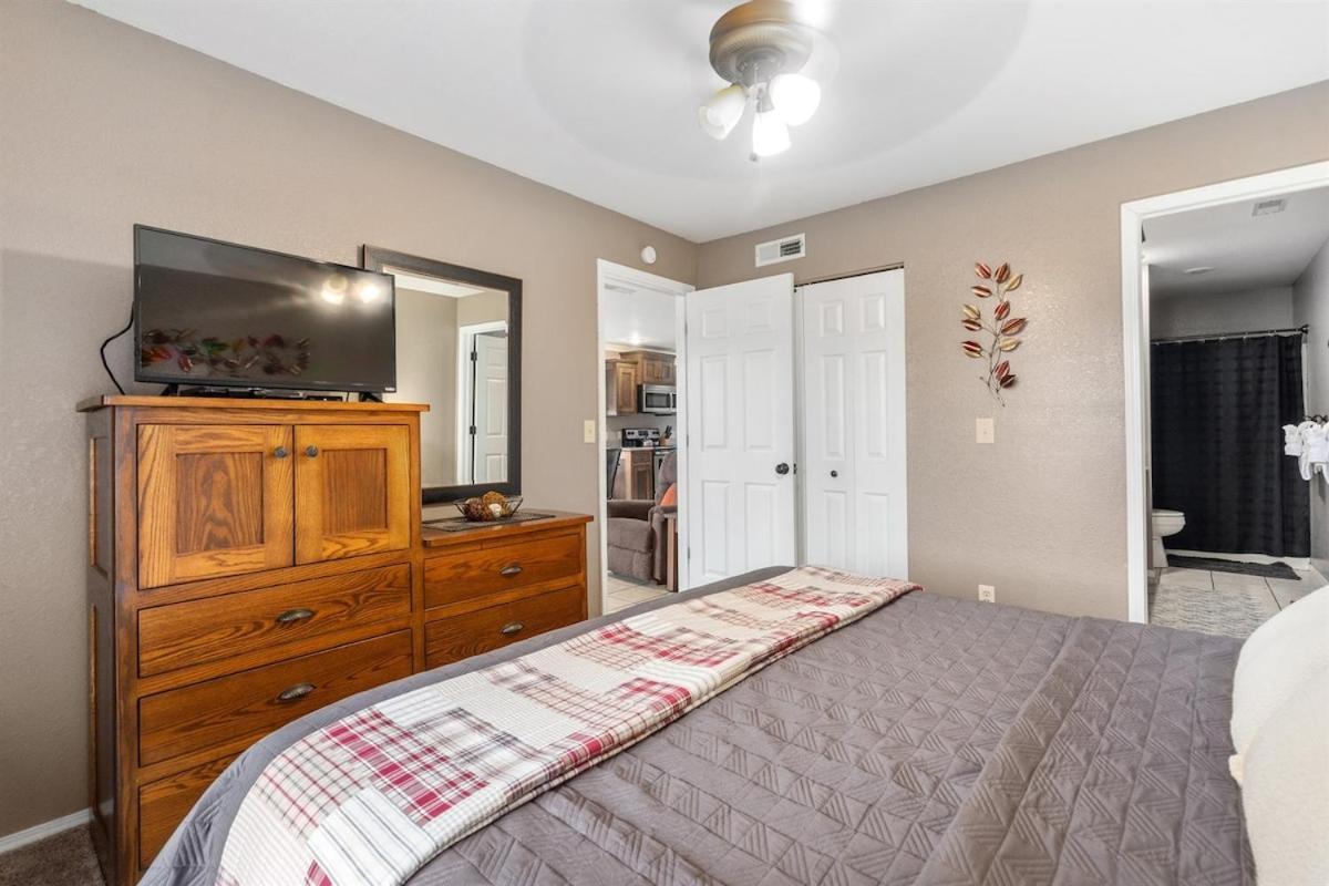 Apartment Spring Break Special! No Stairs, Lake, By Sdc, 12-4 Branson
