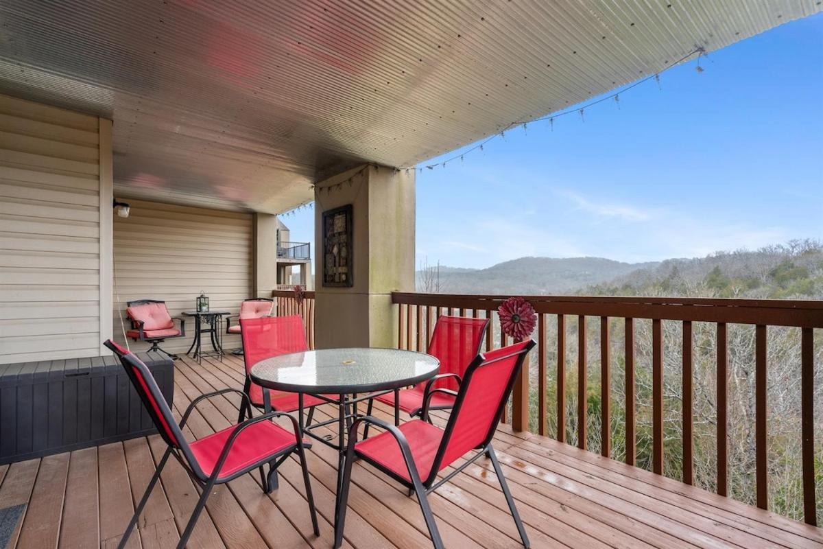 Spring Break Special! No Stairs, Lake, By Sdc, 12-4 Apartment *