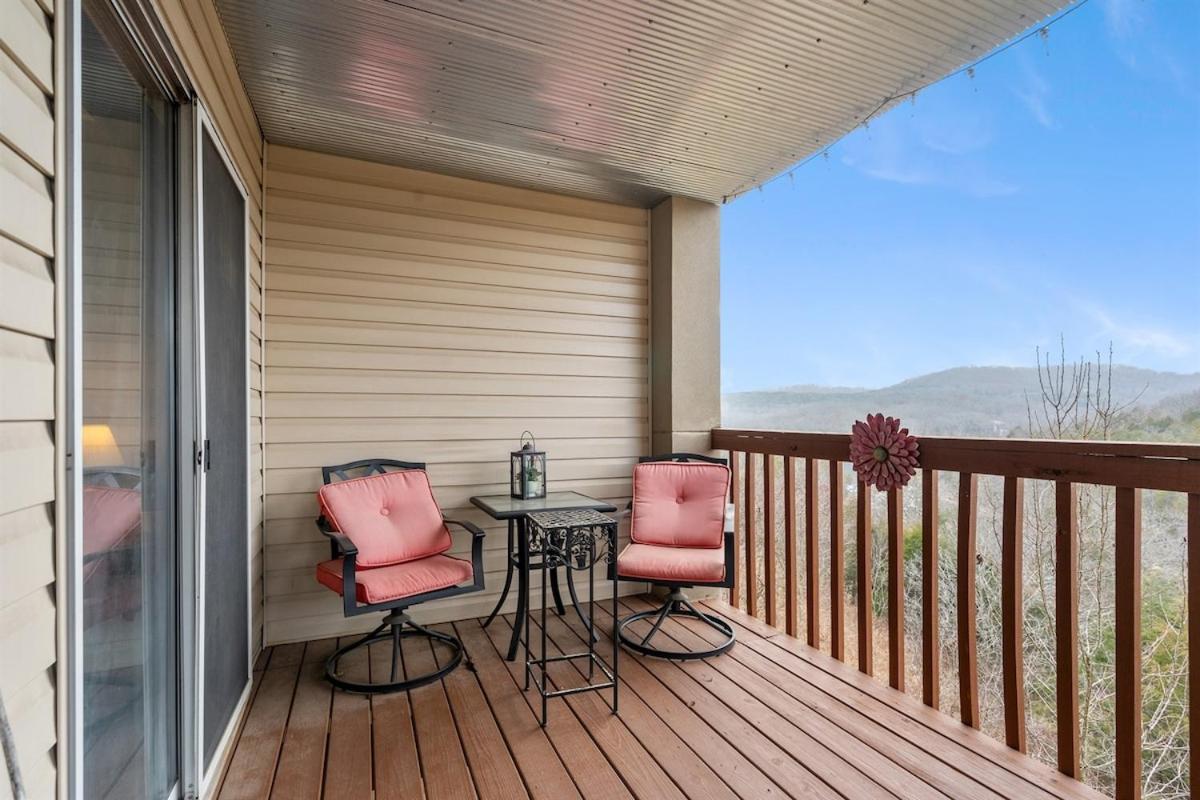 Apartment Spring Break Special! No Stairs, Lake, By Sdc, 12-4