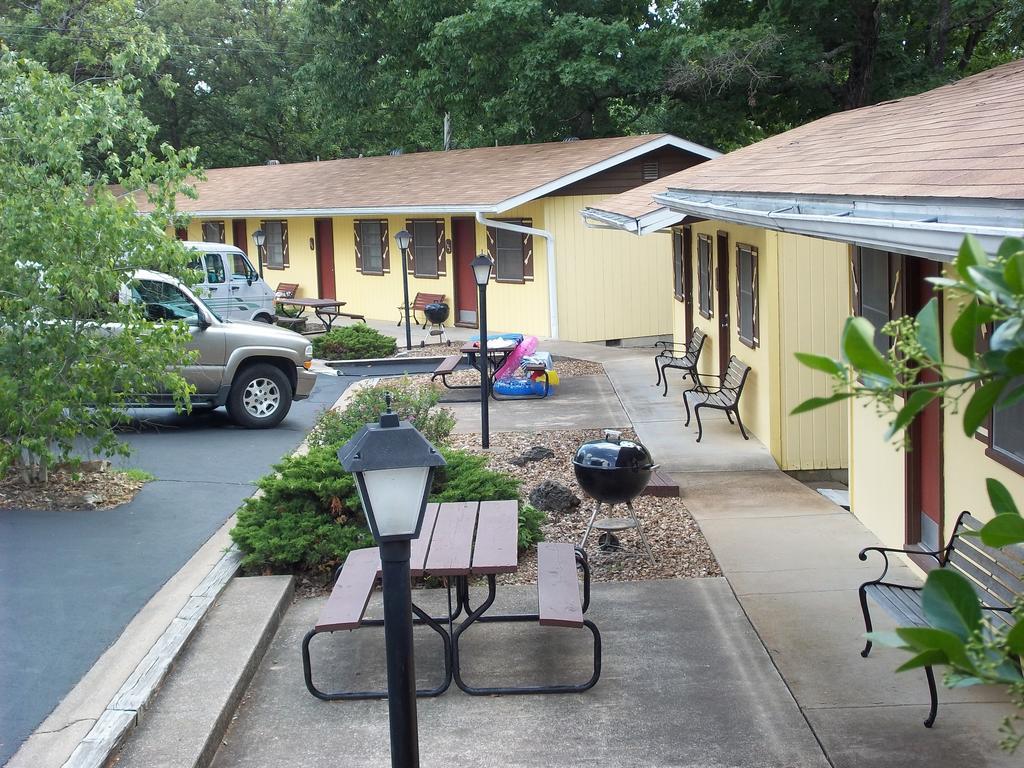Inn Golden Arrow Branson