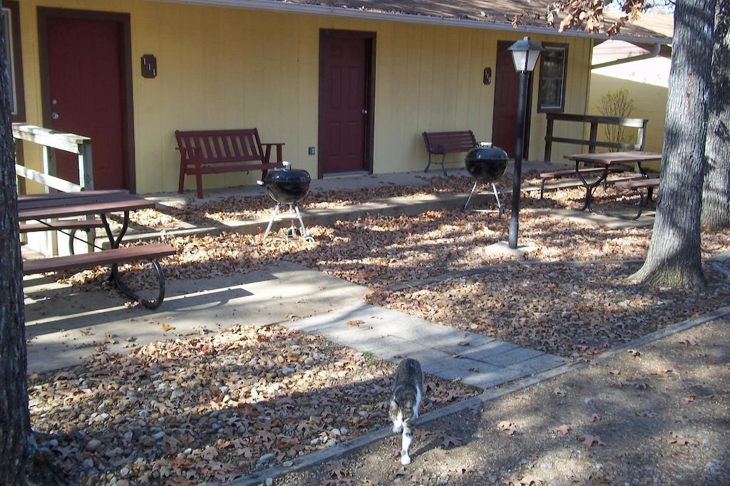 Inn Golden Arrow