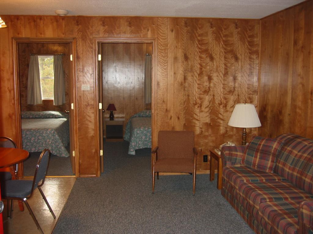Golden Arrow Branson