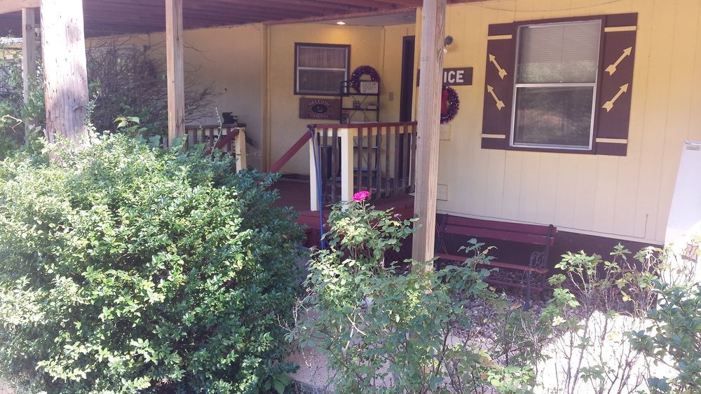 Inn Golden Arrow Branson