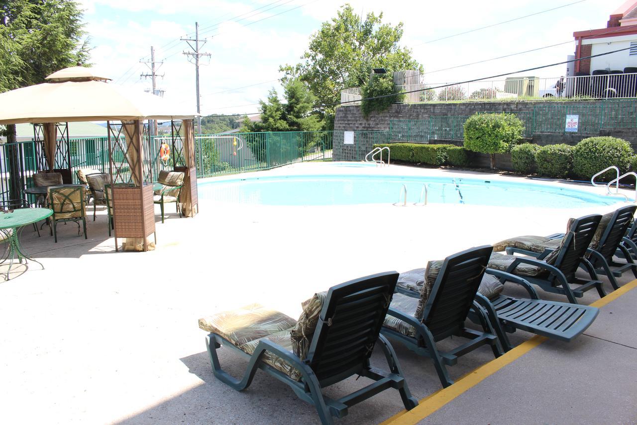 King & Hotel Branson