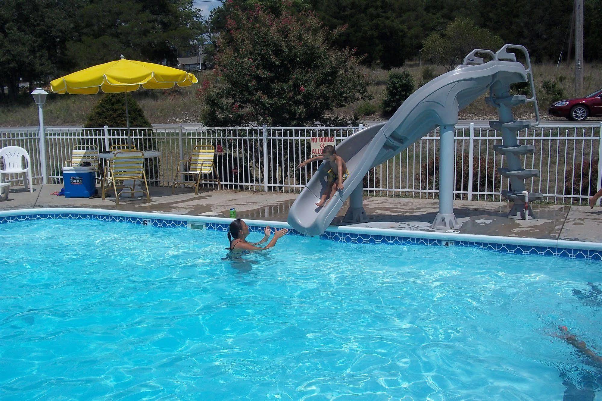 Inn Golden Arrow Branson