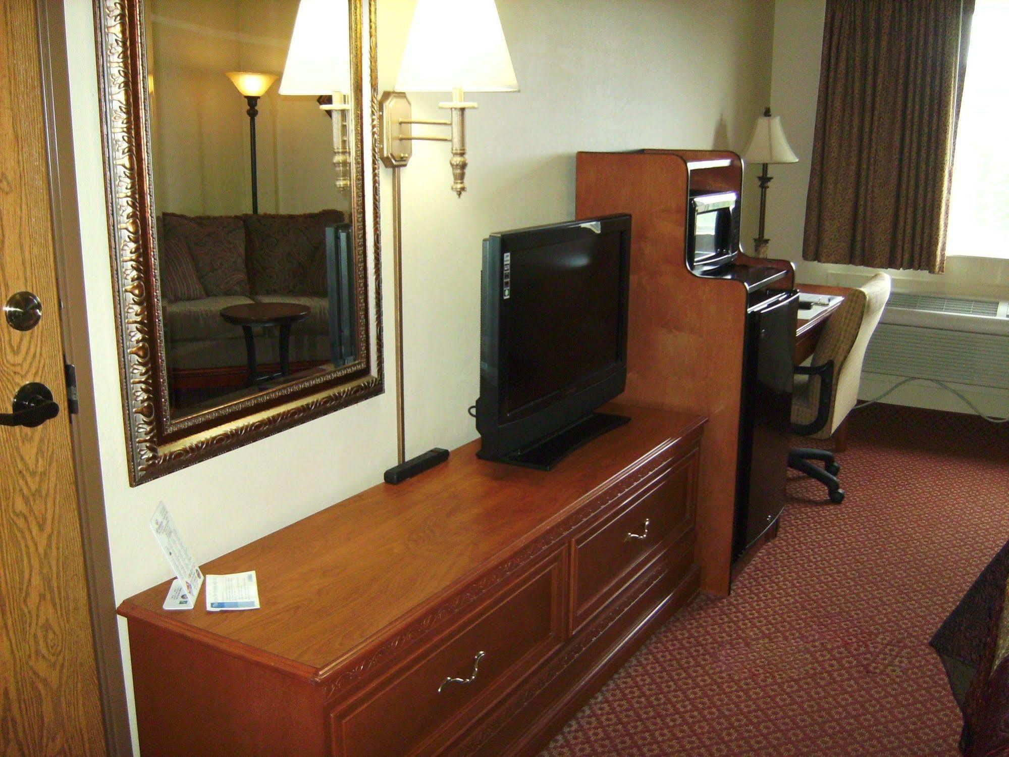 Hotel American &