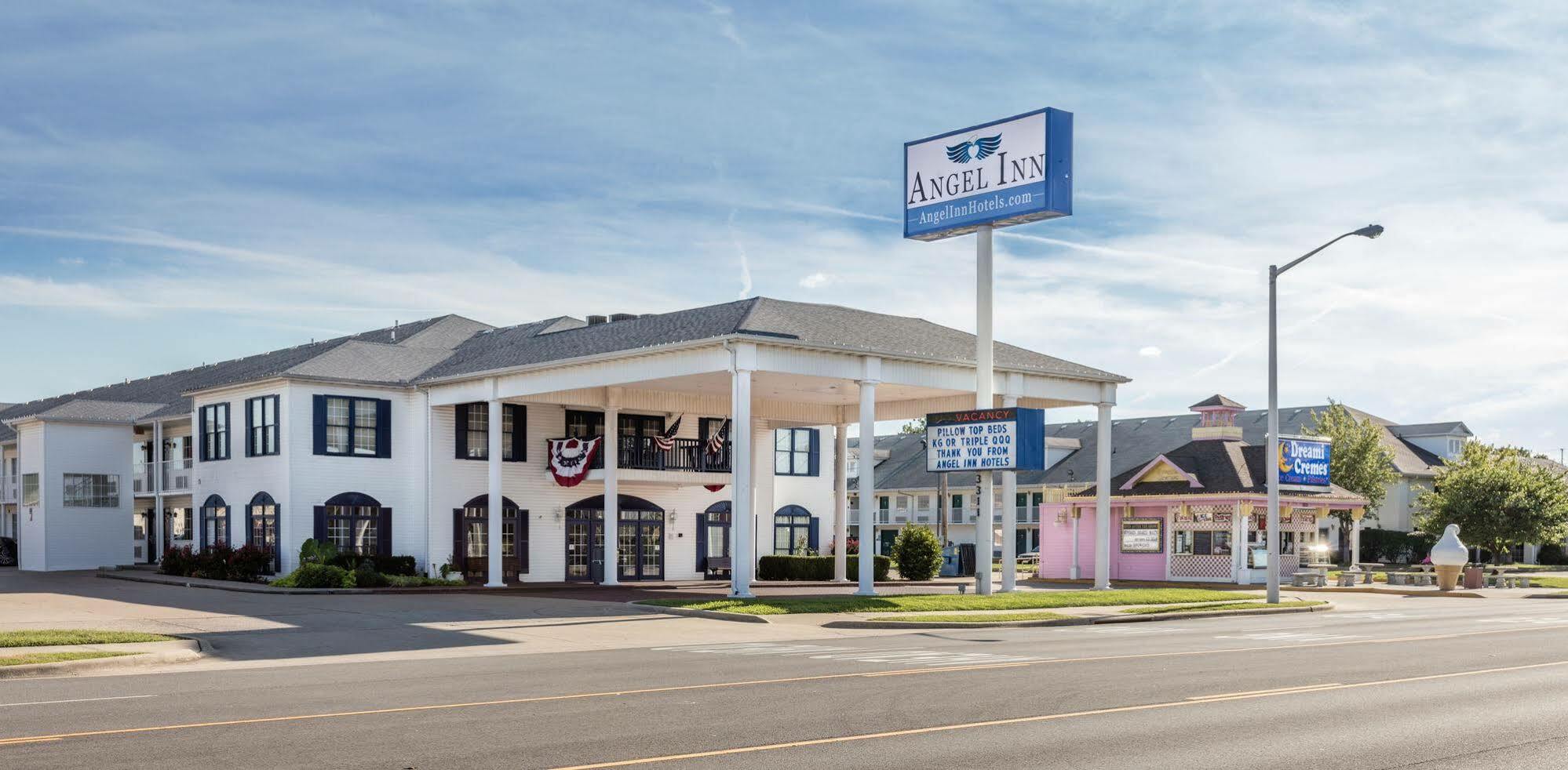 Hotel Angel Near Imax, A Travelodge By Wyndham 3*