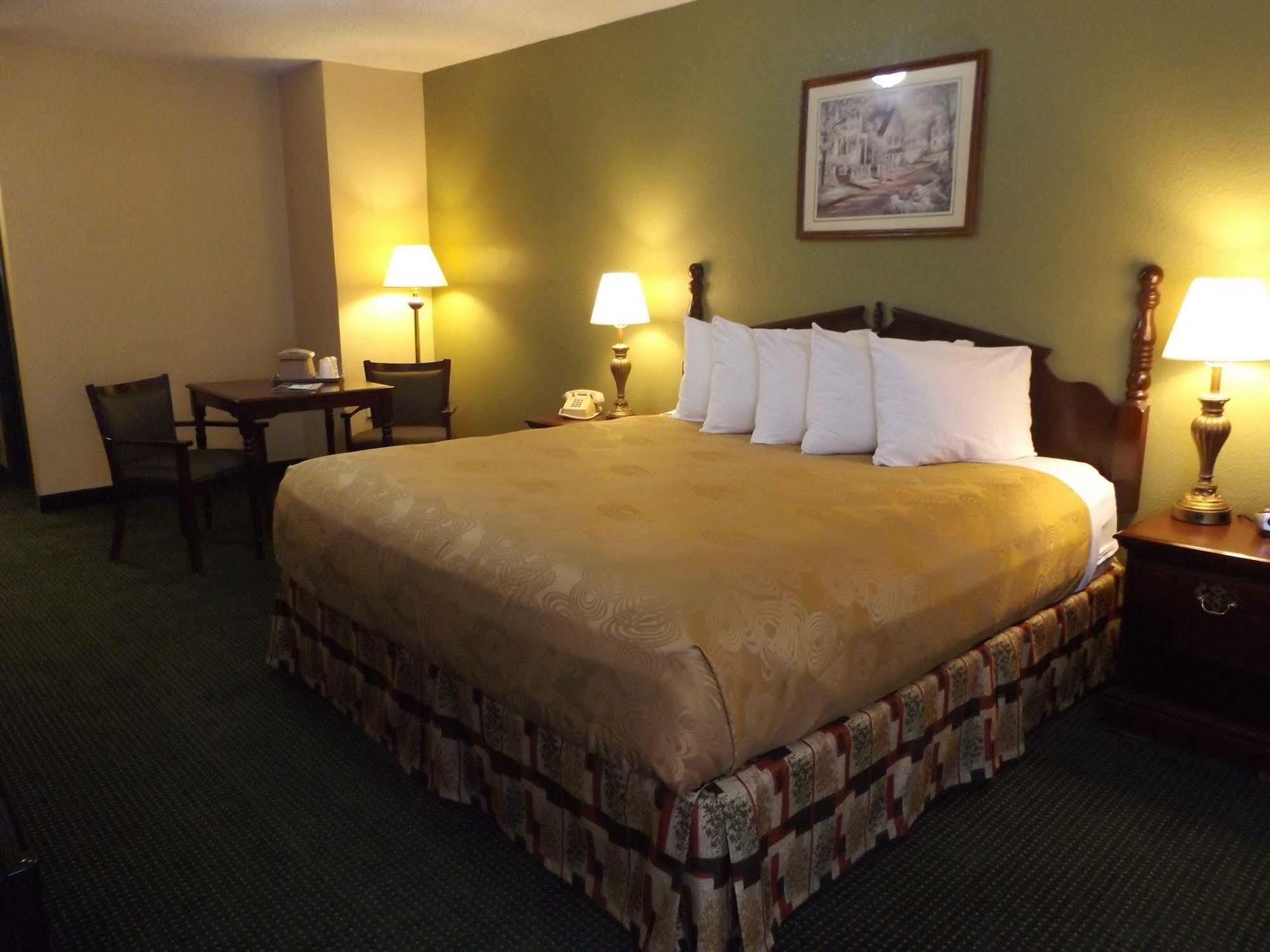Angel Near Imax, A Travelodge By Wyndham 3* Branson