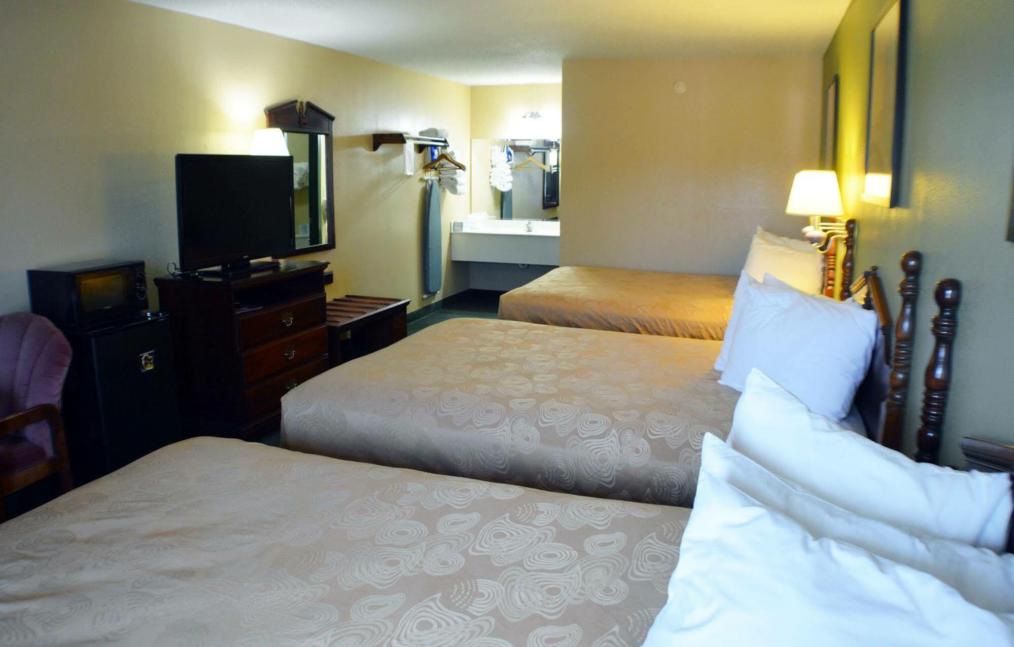 Hotel Angel Near Imax, A Travelodge By Wyndham Branson