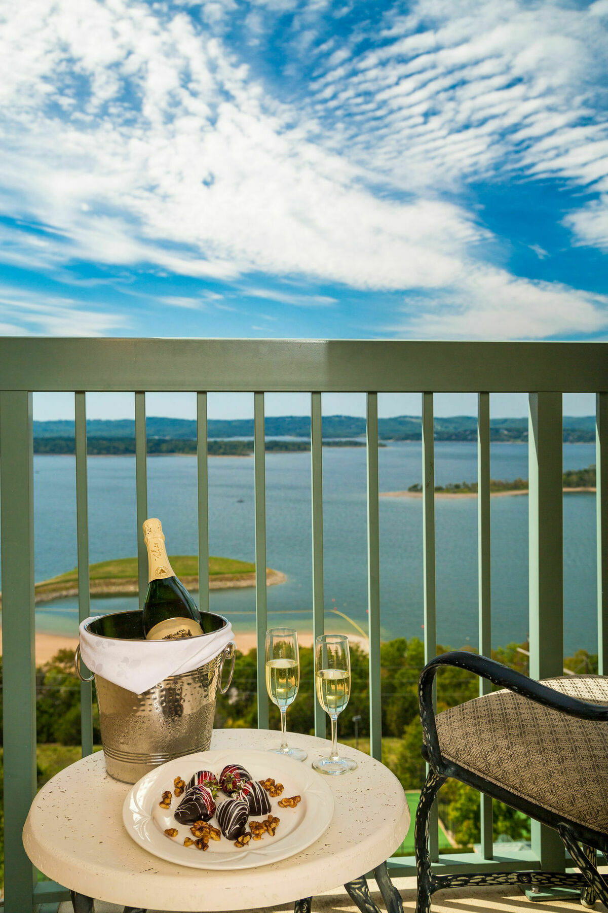 Chateau On The And Convention Center Branson