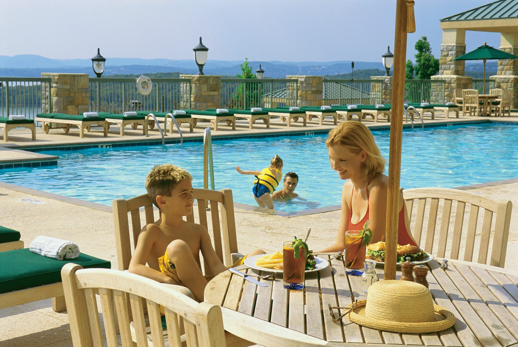 Chateau On The And Convention Center 4* Branson