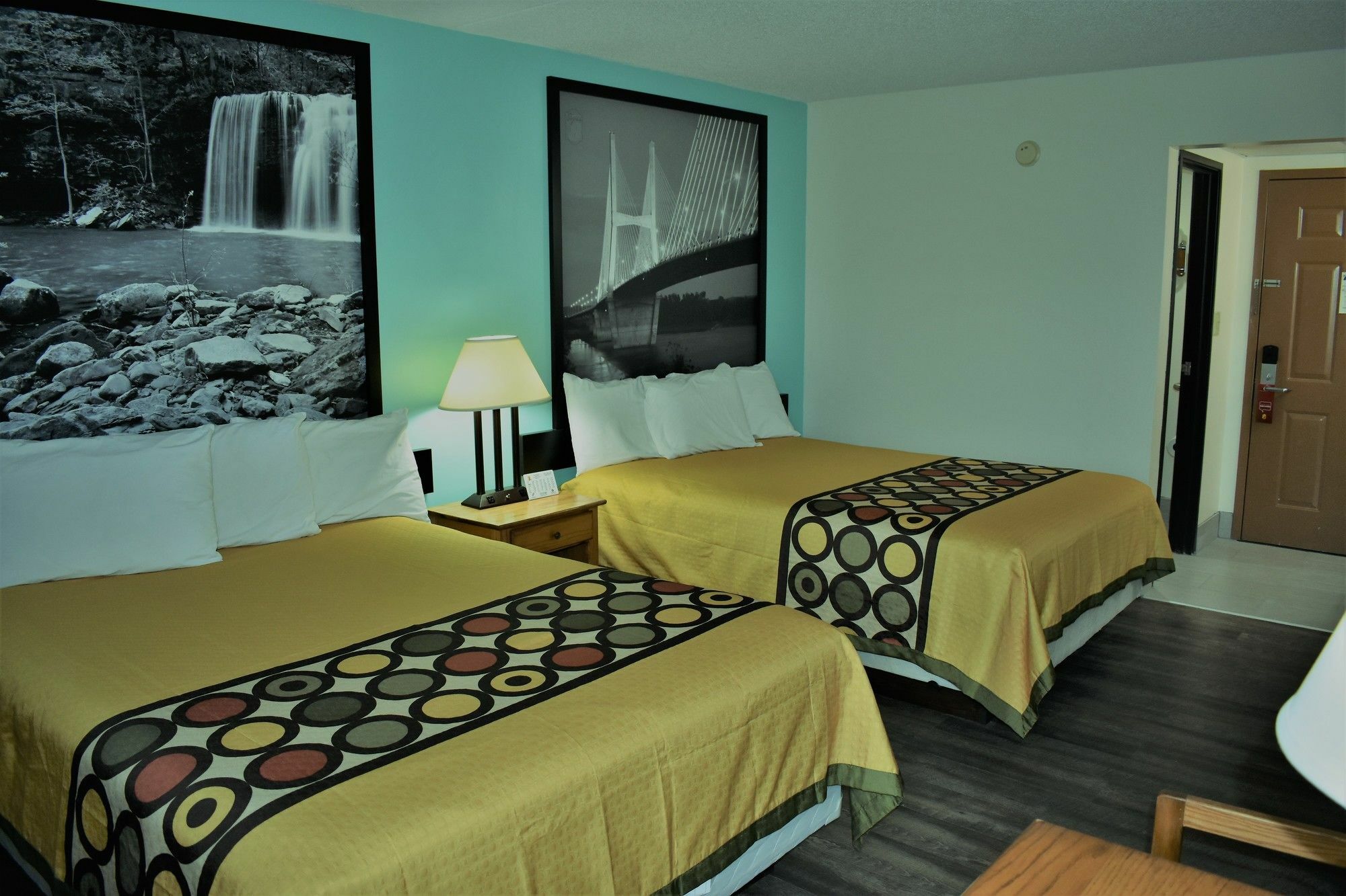 Super 8 By Wyndham By Andy Williams Theatre 2* Branson