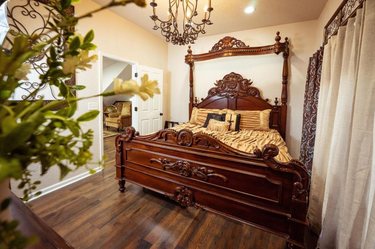 King & Hotel Branson
