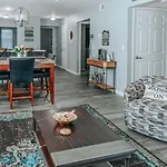 Updated Branson Condo With Pools And Golf Course!