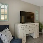 Comfort Cottage - No Stairs