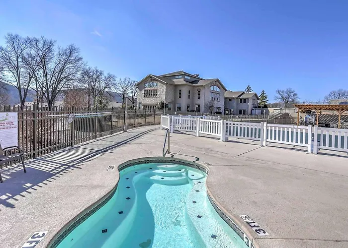 Inviting Branson Condo With Resort Amenities!