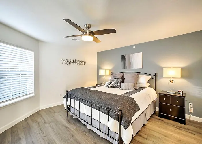 Walk-In Condo Amenities, 3 Mi To Branson Landing!