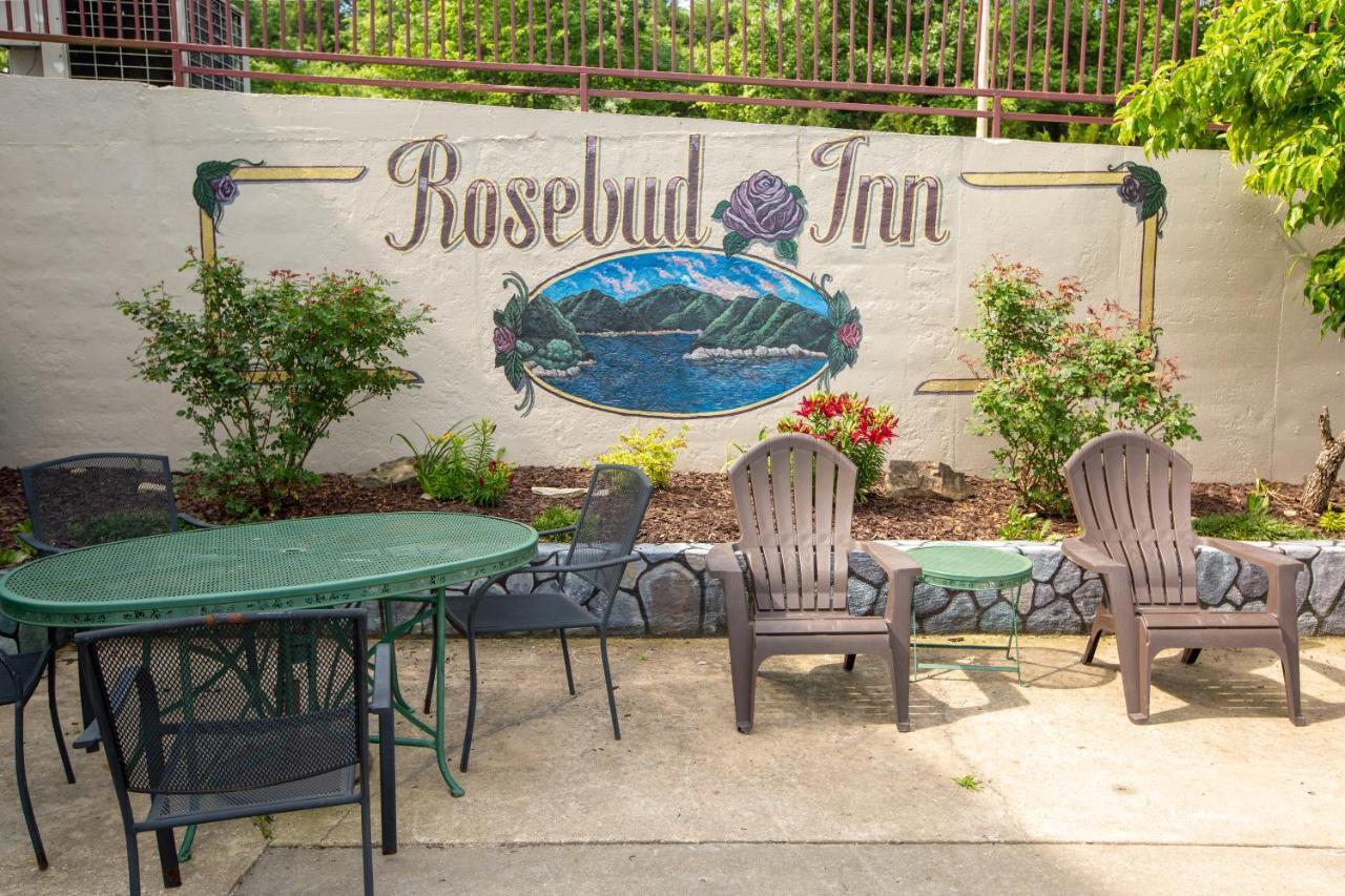 Rosebud Inn 3*