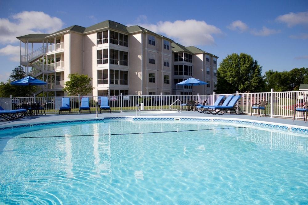The At Fall Creek 3*