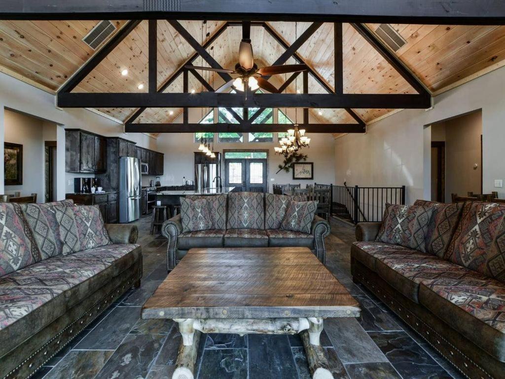 68 Holiday home Branson