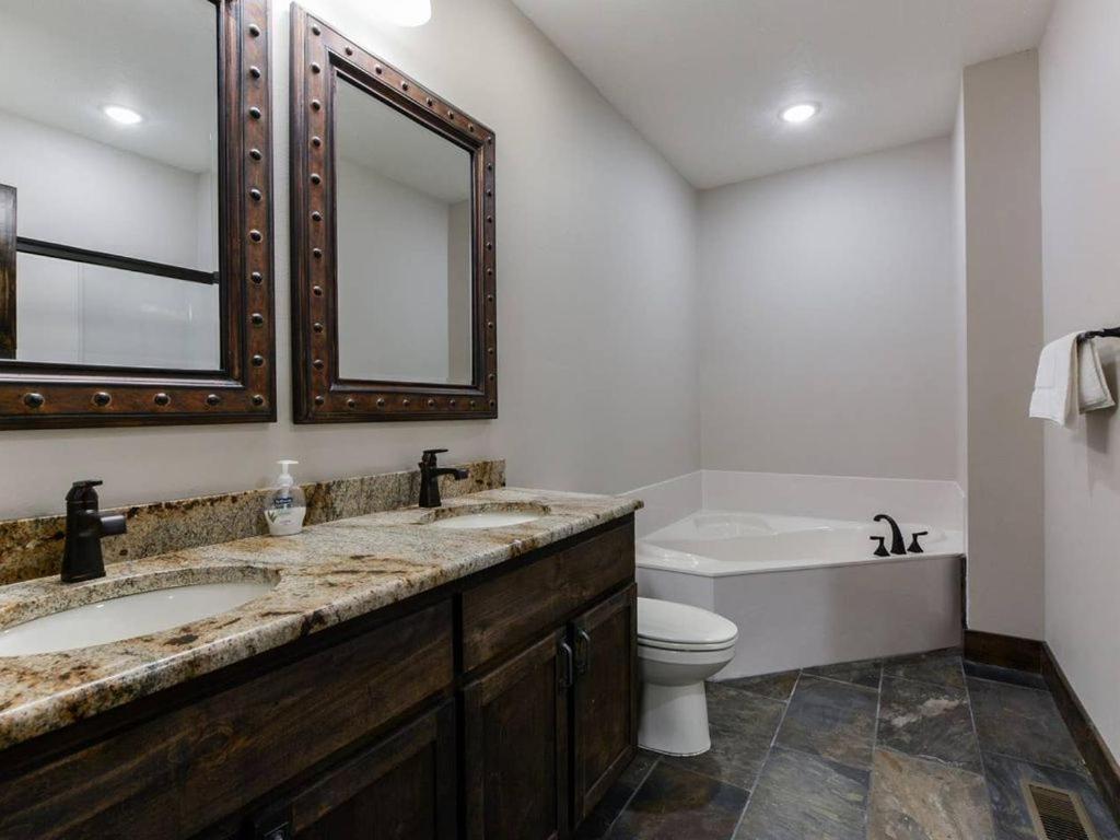 Holiday home 68 Branson