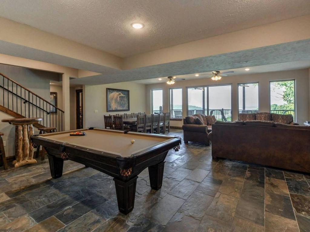 68 Holiday home *
