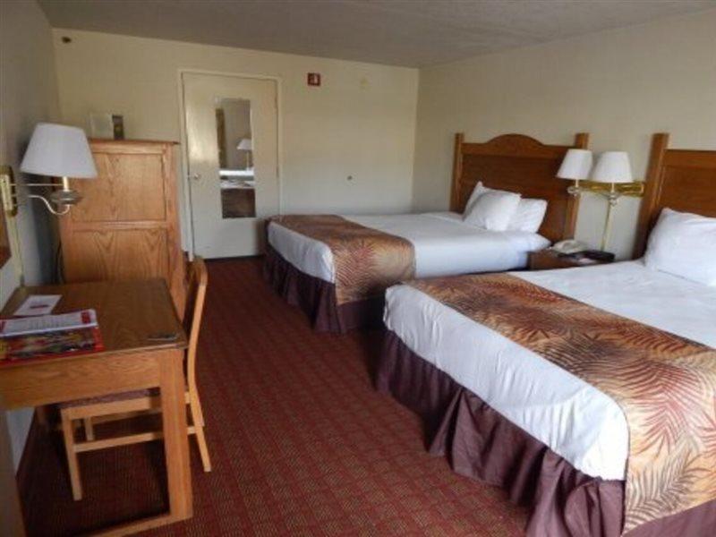 Ramada And Branson