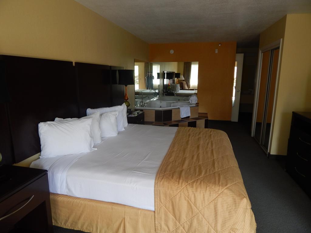 Ramada And