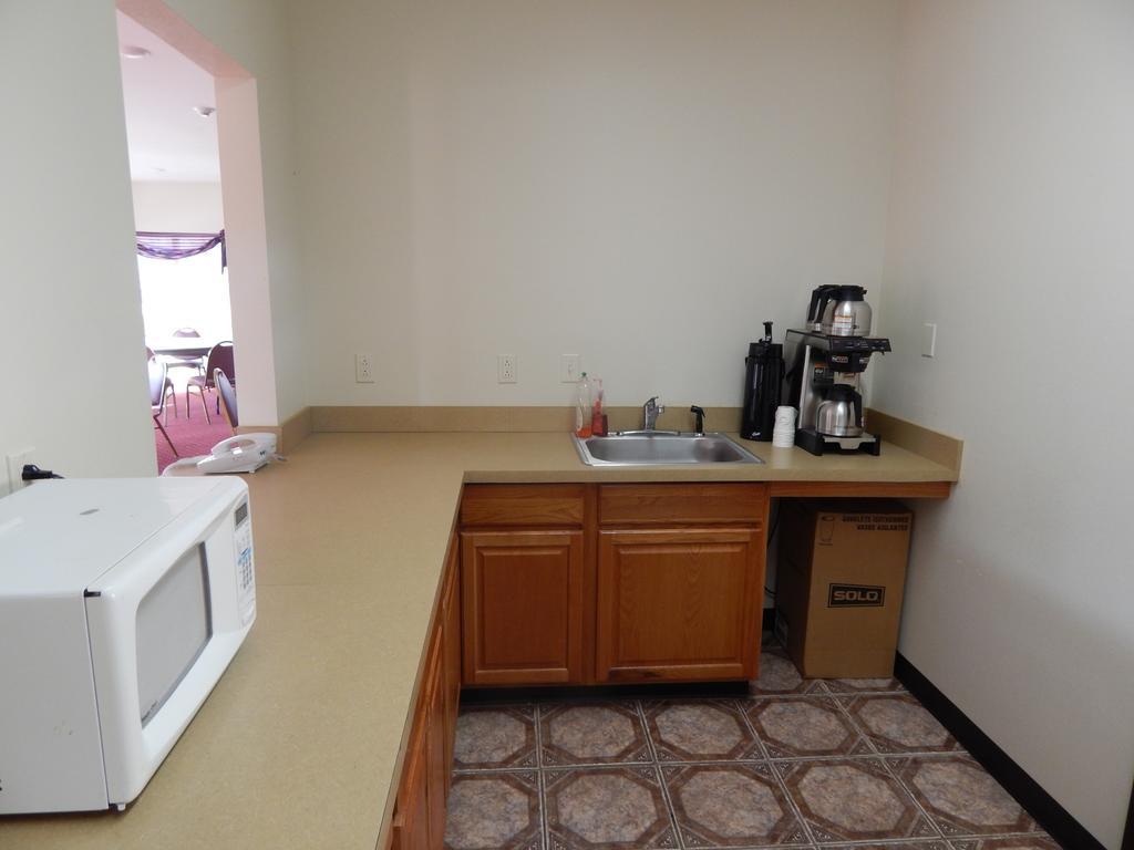 Hotel Ramada And