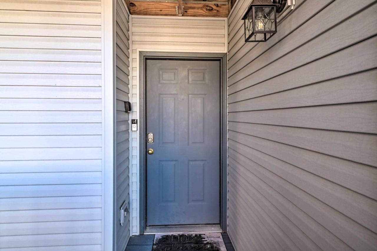 Inviting With Amenities! Apartment *