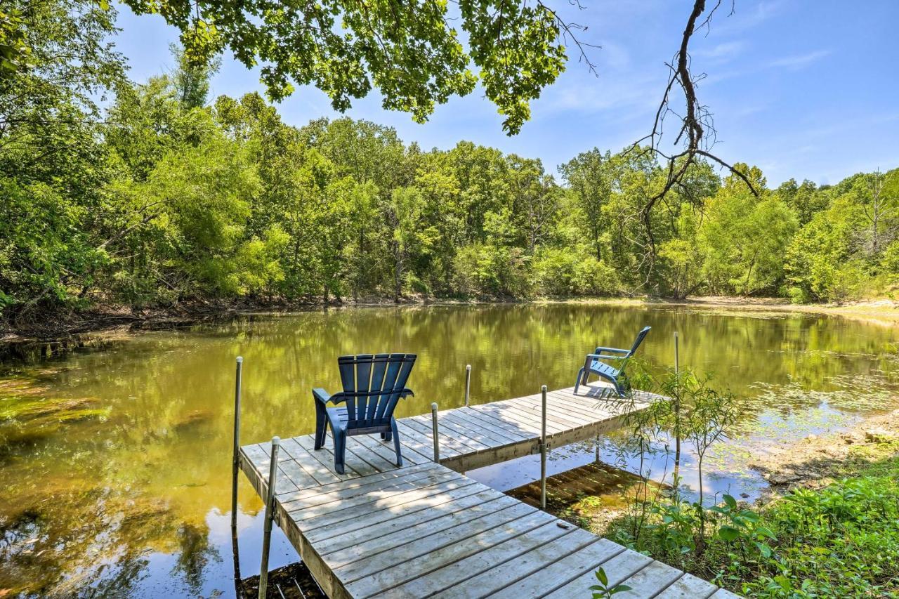 Holiday home Tiny On 52 Acres With Private Lake! *